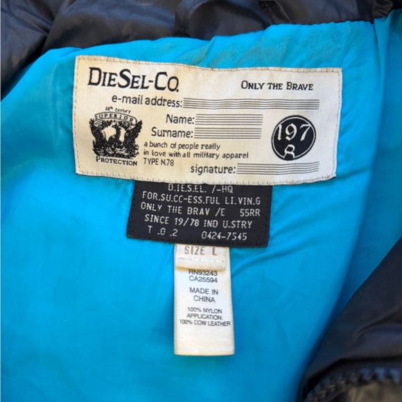 Diesel Men's Dark Puffer Jacket - Picture 6 of 6